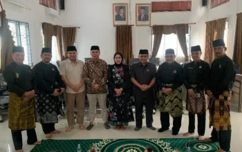 Gelar Adat Kehormatan DPRD Rohul dan Tanggung Jawab