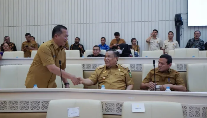 Adukan Sengketa Sertifikat Lahan dan Tol Pekanbaru-Dumai, SF Hariyanto Minta Tolong Komisi II