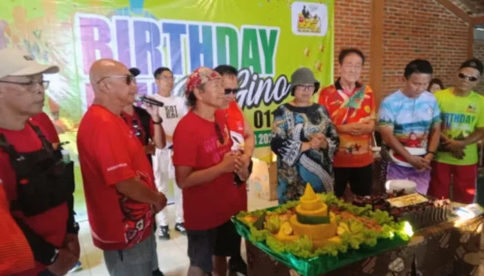 25 Komunitas Ramaikan HUT ke-16 Borobudur Hash House Harriers