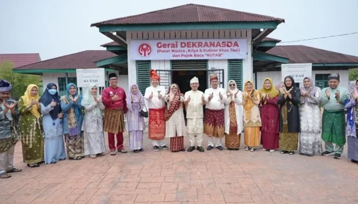 Bupati Afni Buka Gerai Dekranasda di Gedung Kutab, Perajin Siak Bidik Pasar Wisatawan