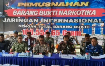 Polda Riau Musnahkan 100 Kg Narkoba, 10 Tersangka Diamankan