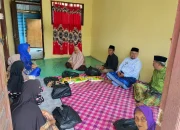 Wabup Syamsurizal Bagikan Sembako ke Empat Kampung di Sungai Apit